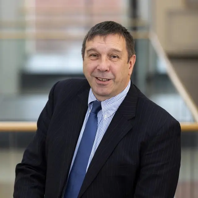 Headshot of Professor Gary Bond